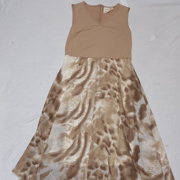 TRUTH + STYLE FULL LENGTH DRESS WITH HANDKERCHIEF HEM WOMEN'S SIZE XXS - Picture 1 of 11